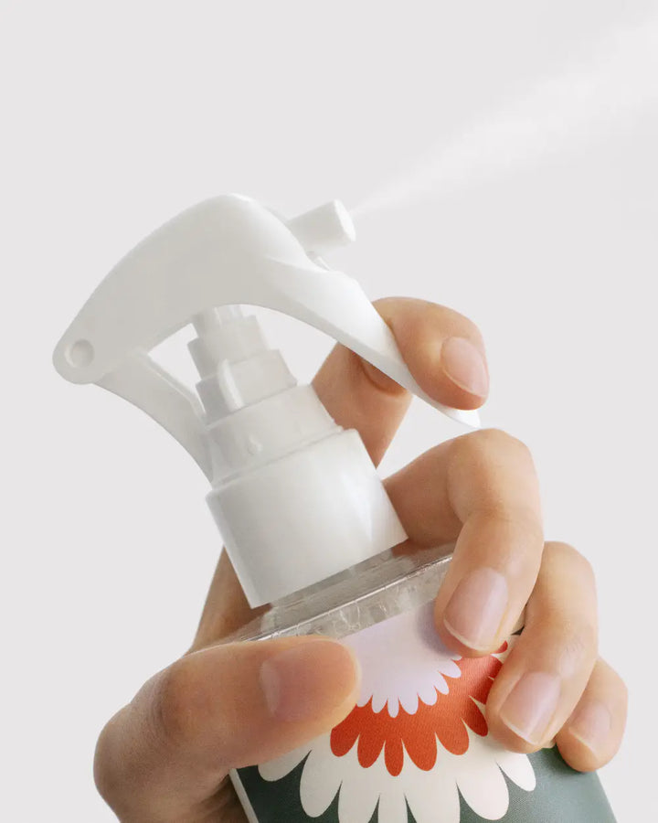 Dandylion Fresh Coat Daily Cleansing Spray