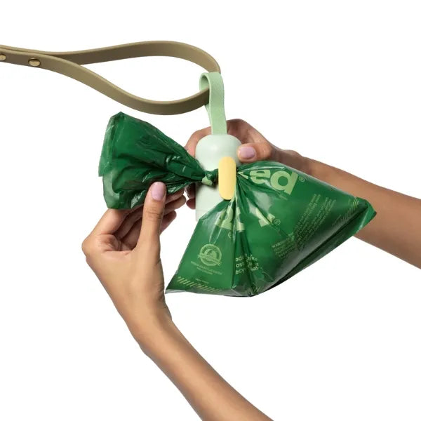 Earth Rated Leash Dispenser 2.0 With 15 Unscented Bags