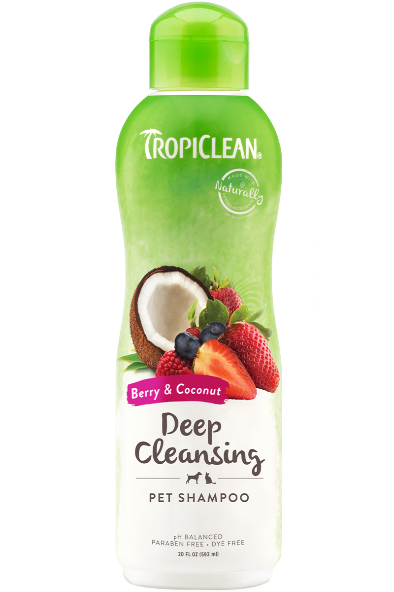 TropiClean Berry and Coconut Deep Cleansing Shampoo For Pets